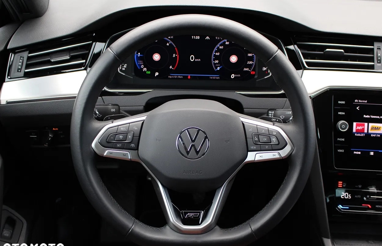Volkswagen Passat cena 199900 przebieg: 15850, rok produkcji 2023 z Opole małe 631